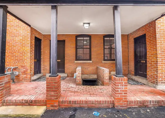 Apartment Housepitality - The Brandenburg - Efficiency